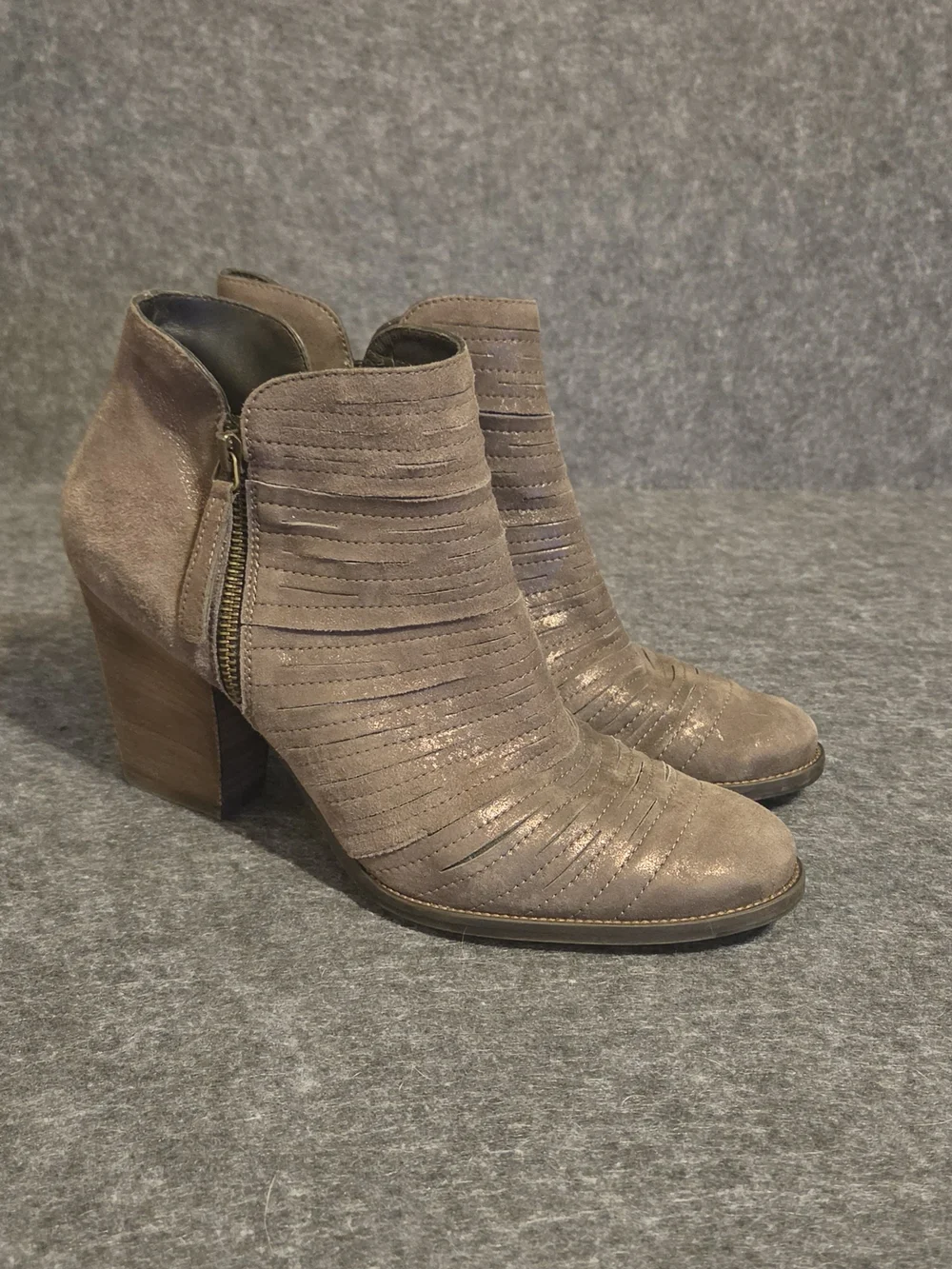 Paul Green Malibu Sliced Metallic Taupe Ankle Bootie 7M